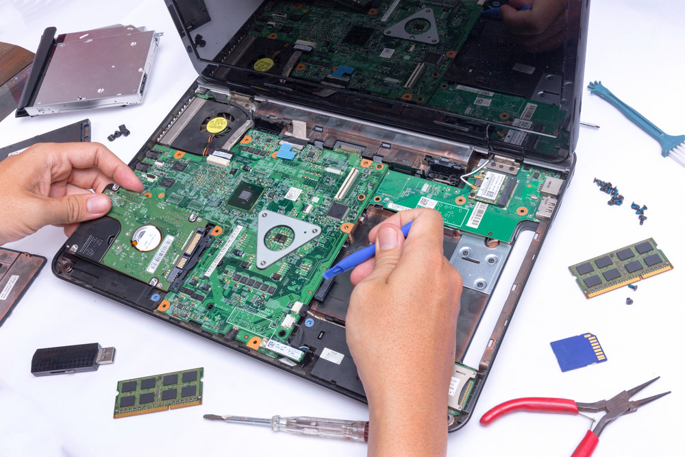 Cara Menemukan Service Laptop Unggulan yang Terpercaya