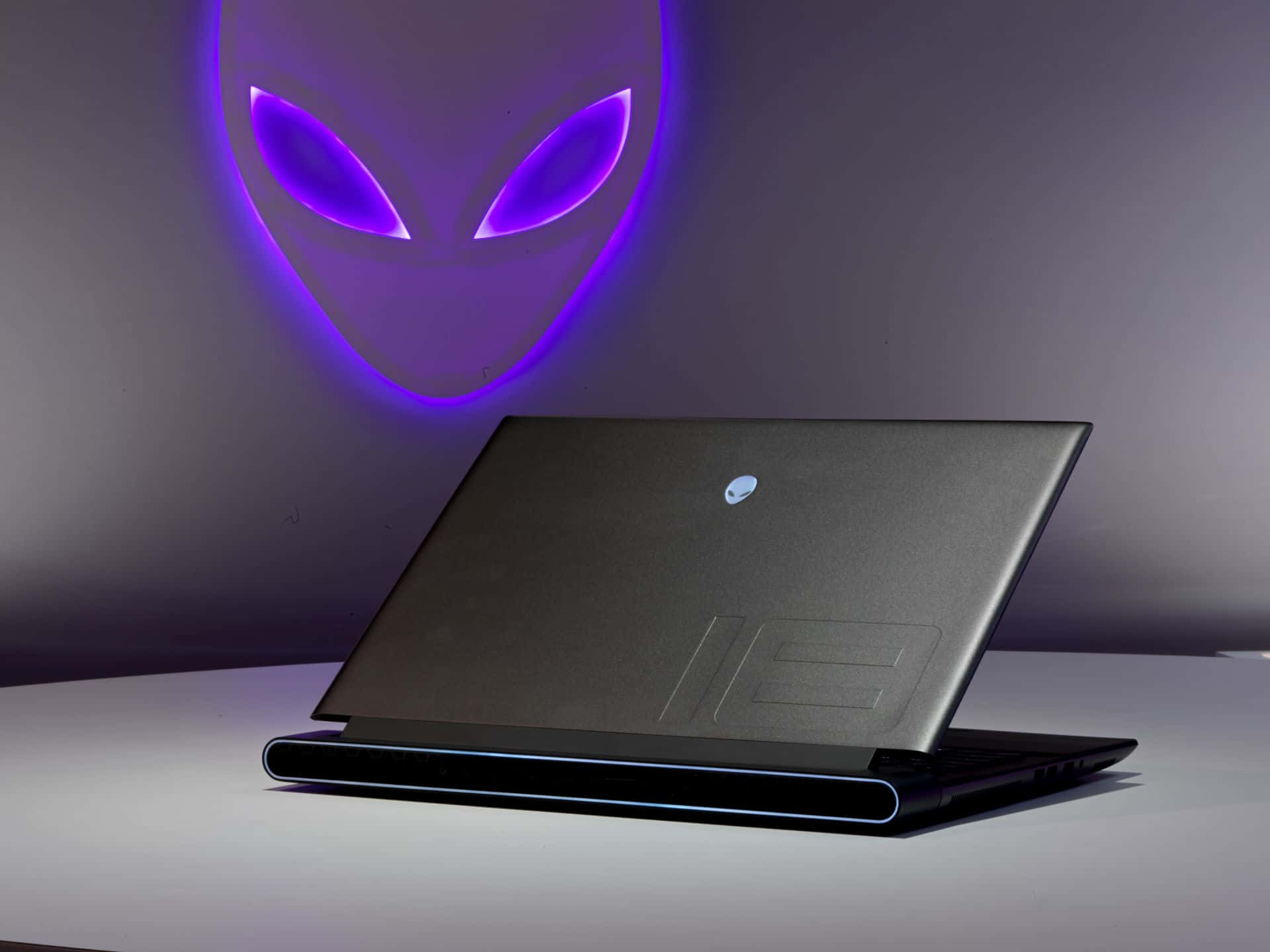 Layanan Service Alienware Bandung – Cepat, Profesional, dan Bergaransi